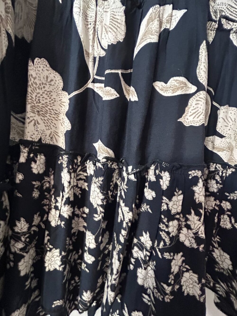 Women's FatFace Floral Dress Size 12 Like New - Picture 3 of 10